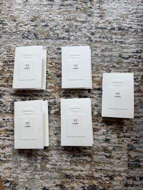 Chanel N°5  5pc perfume Sample
